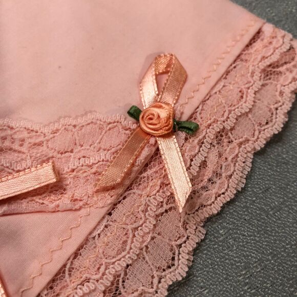 Vintage 1960s Handmade Ladies Lacy Handkerchief in Soft Peach w/Roses, Ribbon - Picture 3 of 9